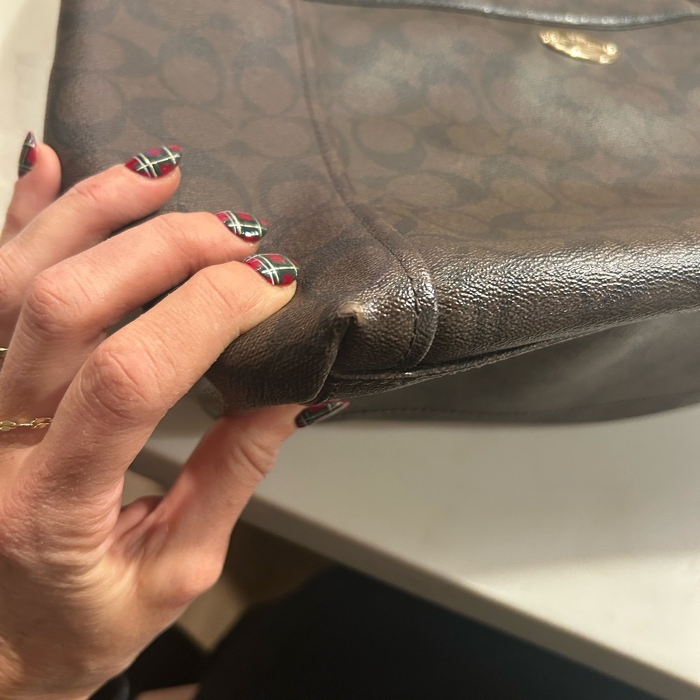 Coach Peyton Signature Pocket Tote Black and Brown Signature - Picture 7 of 9